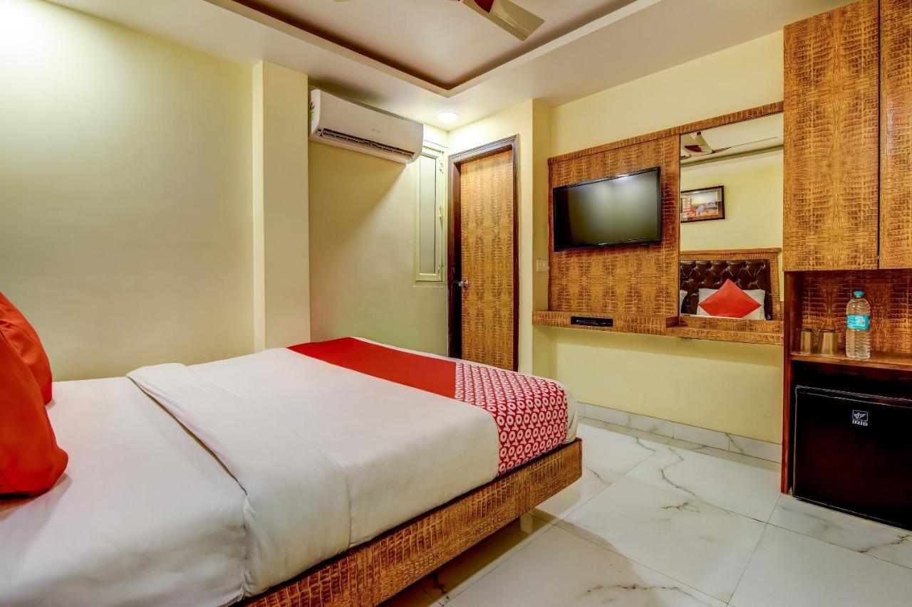Hotel Sarthak Palace - By Pooja Hospitality New Delhi Exterior photo